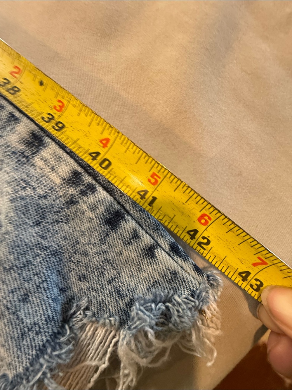 Risen High-Rise Distressed Jeans in Light Blue Wash - Picture 10 of 12